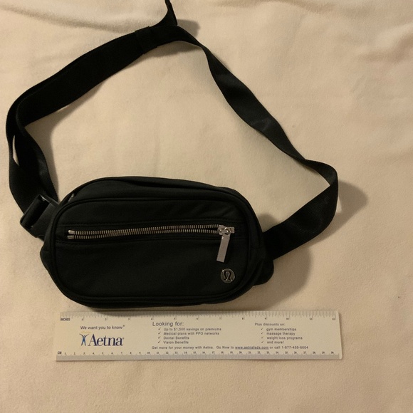 lululemon athletica Handbags - New Lululemon Wunderlust Beltbag 1.8L